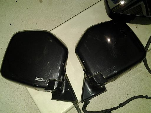 ขายกระจกมองข้างไฟฟ้า NISSAN URVAN พร้อมส่ง