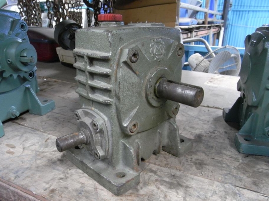 ขายชุดทดเกียร์ 30 ต่อ 1 รอบ สภาพดี พร้อมใช้งาน รับประกันคุณภาพ