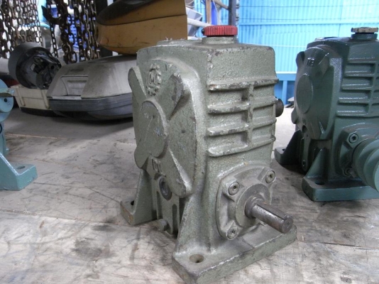 ขายชุดทดเกียร์ 30 ต่อ 1 รอบ สภาพดี พร้อมใช้งาน รับประกันคุณภาพ