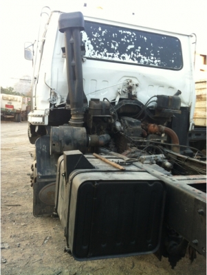 ขายรถ NISSAN UD 10ล้อ /รุ่น CWM430M 2เพลา /เครื่อง PE6-T 290แรงม้าเทอร์โบ ปี 36 สนใจติดต่อ 084-8827077