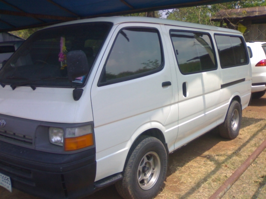 ขายรถตู้หัวจรวด เครื่อง2000 ปี95 รถสวยมากๆ