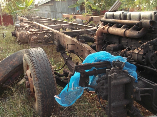 ของฝากนัปั้นISUZU BUS เครื่อง PD6 ของฝากนัปั้นISUZU BUS เครื่อง PD6