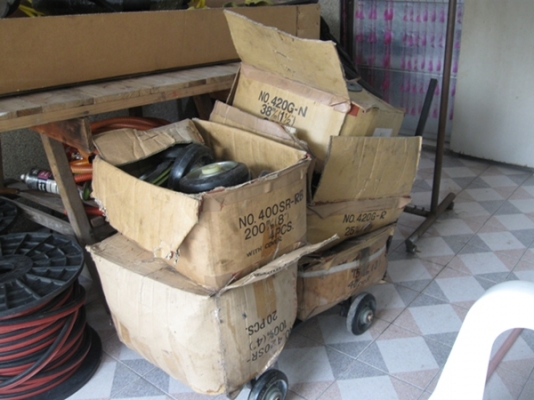 ขายล้อรถเข็น มีเกือบ100อัน ขายเหมาถูกๆ ขายล้อรถเข็น มีเกือบ100อัน ขายเหมาถูกๆ