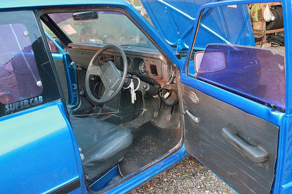 แก้ไขนะครับ  มาสด้า  1300    5  เกียร์