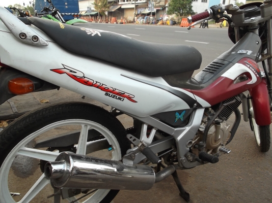 ขาย Raider 125 เดิมๆ มีทะเบียนพร้อมชุดโอน 081-8761279 คุณตี๋