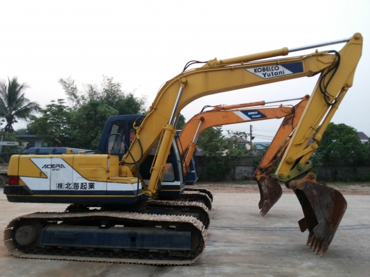 ขายรถขุดSK120สภาพจากนอก พร้อมเอกสาร