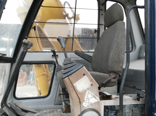 ขายรถขุดSK120สภาพจากนอก พร้อมเอกสาร ลดราคาพิเศษ  1,350,000