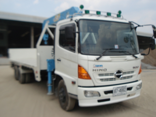HINO 10 ล้อเล็ก ติดเครน 3 ตัน HINO 10 ล้อเล็ก ติดเครน 3 ตัน