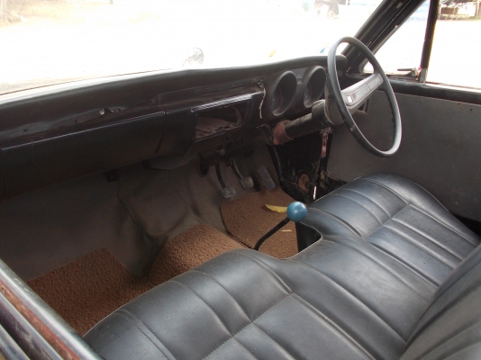 ขายtoyota  rn10 เครื่องเดิมมีทะเบียน