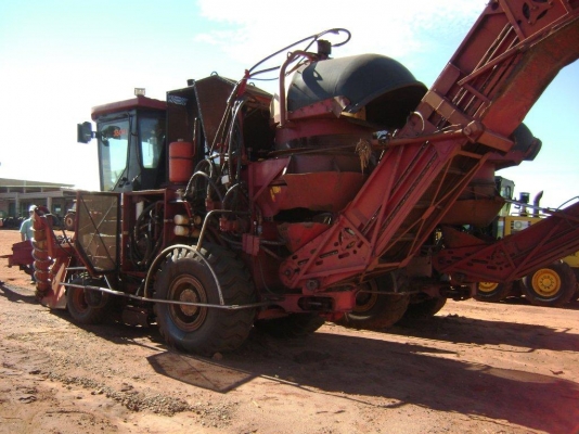 Austoft Case IH A7000 ปี 2007 ราคา 6.5 ล้าน