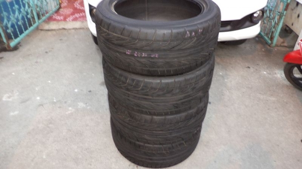 ขายยาง DUNLOP ขอบ18" 245/45/18 ปี11 MADE IN JAPAN ดอกเต็ม