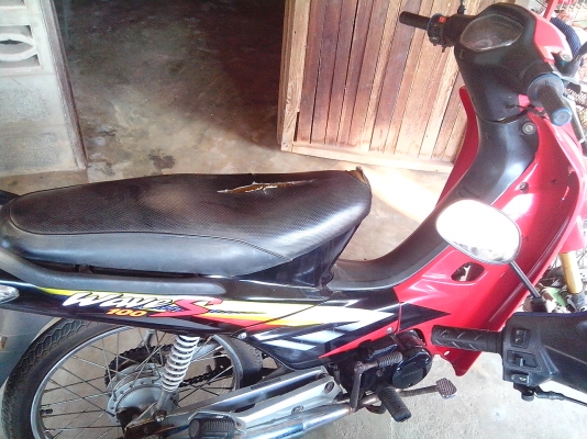 ขายเวฟสามคัน เอกสารพร้อมโอน คันละ 12500 พร้อมส่งด้วย ขายเวฟสามคัน เอกสารพร้อมโอน คันละ 12500 พร้อมส่งด้วย