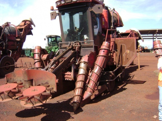 Austoft Case IH A7000 ปี 2008 ราคา 6.5 ล้าน Austoft Case IH A7000 ปี 2008 ราคา 6.5 ล้าน