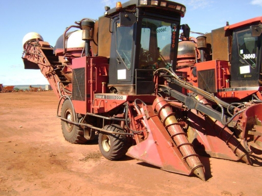 Austoft Case IH A7000 ปี 2008 ราคา 6.5 ล้าน Austoft Case IH A7000 ปี 2008 ราคา 6.5 ล้าน