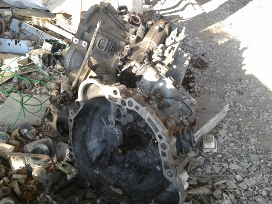 ขอขายเกียร์ toyota 4a fe ธรรมดา 2 ลูก 8500 บาท สนใจโทรถามได้