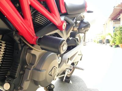 ขาย DUCATI 696 ดาวน์ 110,000 ทะเบียนเเท้ รถศูนย์ทองหล่อนำเข้าทั้งคัน มีประกันศูนย์