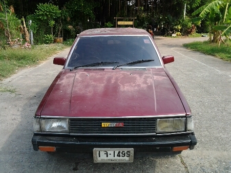 ขายรถยนต์ ปี83 โตโยต้า โคโรล่า KE70 รุ่น2ประตู เครื่อง1300cc.ติดแก๊ส เกียร์ธรรมดา แอร์เย็น ล้อแม็ก"13" เครื่องดี สภาพต้องทำสี (ไม่ใช่รถน้ำท่วม)