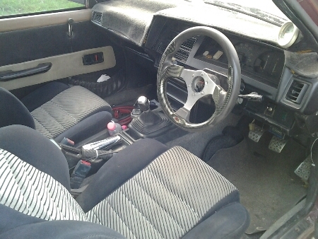 ขายรถยนต์ ปี83 โตโยต้า โคโรล่า KE70 รุ่น2ประตู เครื่อง1300cc.ติดแก๊ส เกียร์ธรรมดา แอร์เย็น ล้อแม็ก"13" เครื่องดี สภาพต้องทำสี (ไม่ใช่รถน้ำท่วม)