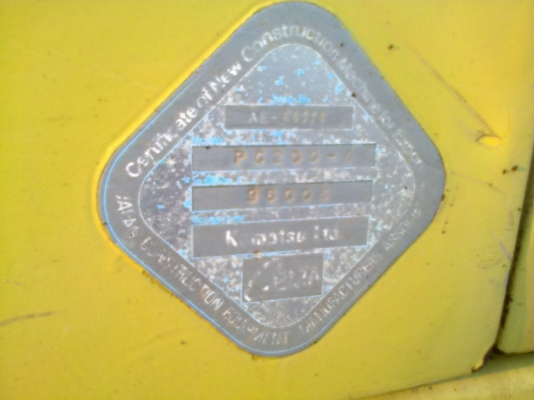 PC200-6 มี2คัน ให้เลือก ซีเรียลสูง96007และ96008 เล่มทะเบียน