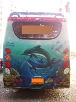 สนใจเปลี่ยนรถบัส 12 m. Nissan 6 ล้อ พัดลม สภาพดี พร้อมใช้