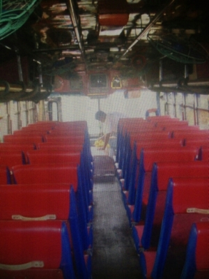 สนใจเปลี่ยนรถบัส 12 m. Nissan 6 ล้อ พัดลม สภาพดี พร้อมใช้