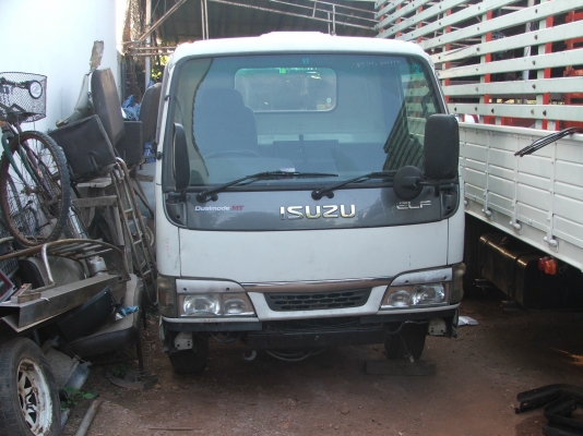 ขายรถบรรทุกสี่ล้อกลางISUZU TL85แรงม้า วางหัวการ์ตูนเซียงกงจากญี่ปุ่น กระจกไฟฟ้า ระบบแอร์ครบ เครื่องดีมาก ระบบไฟเดิมใหม่ทั้งคัน แปลงไฟเป็น24Vแบตใหม่สองลูก ทะเบียนเดิมไม่ติดเวลาชื่อผมเองแต่แจ้งจอดไว้ คัสซีสวยไม่มีตำหนิ ขับกลับบ้านได้เลยทั้วไทย ขาย258000บาท