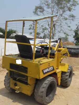 รถตักเอวอ่อน KOMATSU WA 20 ขายด่วน 170,000 บาท รถตักเอวอ่อน KOMATSU WA 20 ขายด่วน 170,000 บาท