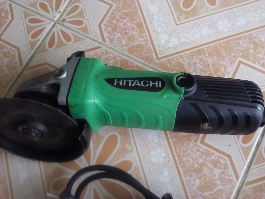 เครื่องเจียรมือไฟฟ้า 4 นิ้ว HITACHI แท้100\%ค่อนข้างใหม่มากสภาพ99\%(มี 1 เครื่อง