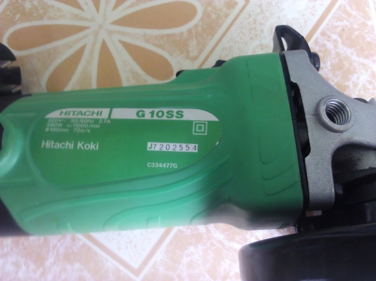 เครื่องเจียรมือไฟฟ้า 4 นิ้ว HITACHI แท้100\%ค่อนข้างใหม่มากสภาพ99\%(มี 1 เครื่อง เครื่องเจียรมือไฟฟ้า 4 นิ้ว HITACHI แท้100\%ค่อนข้างใหม่มากสภาพ99\%(มี 1 เครื่อง