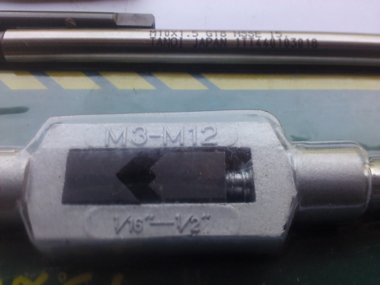 ชุดดอกต๊าปทำเกลียวอย่างดีพร้อมด้ามจัดเป็นชุดราคาถูกๆ M5, M6 ,M8 ,M10 ต้องการเพิ่มลดบอกได้ ชุดดอกต๊าปทำเกลียวอย่างดีพร้อมด้ามจัดเป็นชุดราคาถูกๆ M5, M6 ,M8 ,M10 ต้องการเพิ่มลดบอกได้