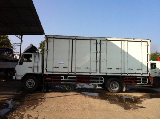 เจ้าของขายเอง  รถพร้อมใช้