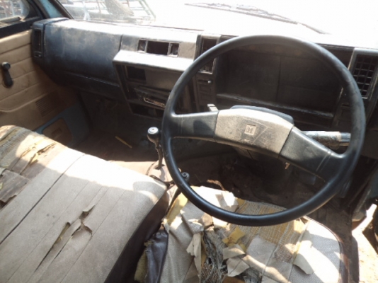 ขายรถอีซูซุ6ล้อNKR110ช่วงสัน ขายรถอีซูซุ6ล้อNKR110ช่วงสัน