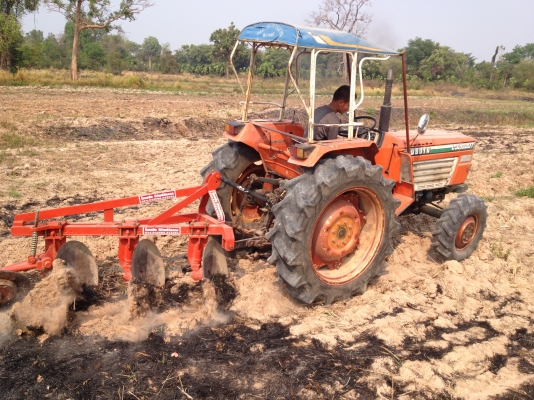 รายละเอียด ขายด่วน Kubota L3202DT 4WD + ผานพรวนตราช้าง 6x22"