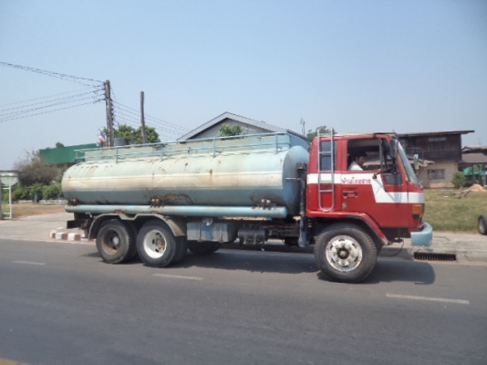 ขายรถอีซูซุ10ล้อถังน้ำ