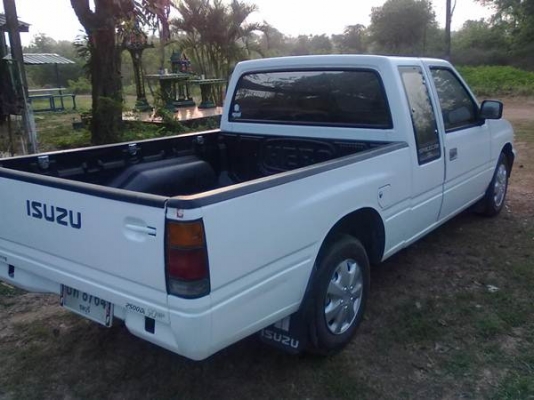 อีซุซุโฉมแป๊ะยิ้มมือเดียวป้ายแดง ขาวๆอวบๆ ไม่รีบ พร้อมพากันไปโอนขนส่งได้ทันทีครับ