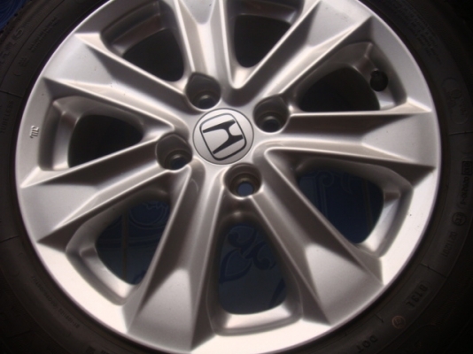 ขายล้อแม็ก HONDA NEW JAZZ พร้อมยางคับ ป้ายแดงงงงงงงงงง