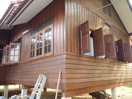 ขายบ้านไม้สักพร้อมที่ดิน