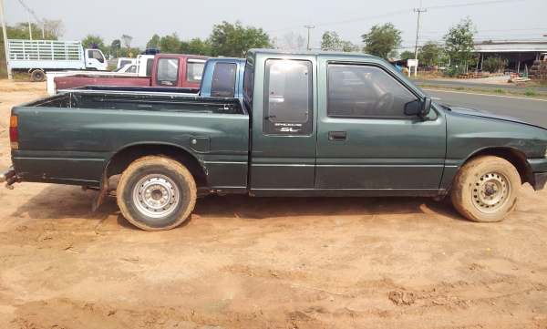 ขาย TFR ปี 37 ปลายปีราคาถูก เดิมบางทั้งคัน ขาย TFR ปี 37 ปลายปีราคาถูก เดิมบางทั้งคัน