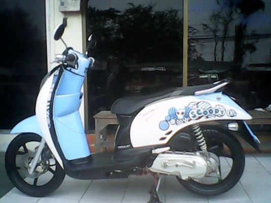 ราคาถูกๆกันไป Scoopy – i (ล้อแม็กซ์) ปี 2554 รถสวย ประหยัดน้ำมัน ราคาถูกๆกันไป Scoopy – i (ล้อแม็กซ์) ปี 2554 รถสวย ประหยัดน้ำมัน