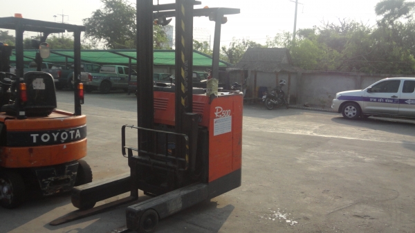 ขาย รถไฟฟ้ายืนขับ toyota