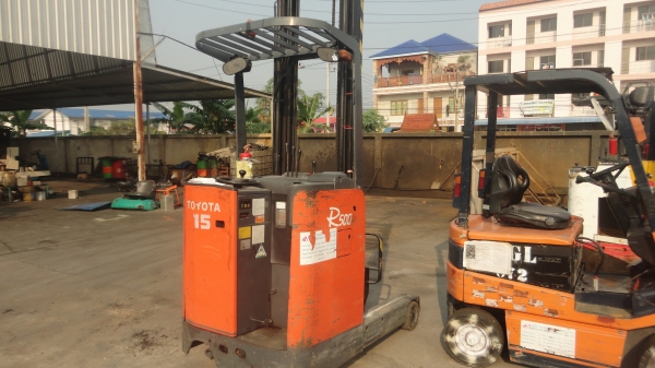 ขาย รถไฟฟ้ายืนขับ toyota