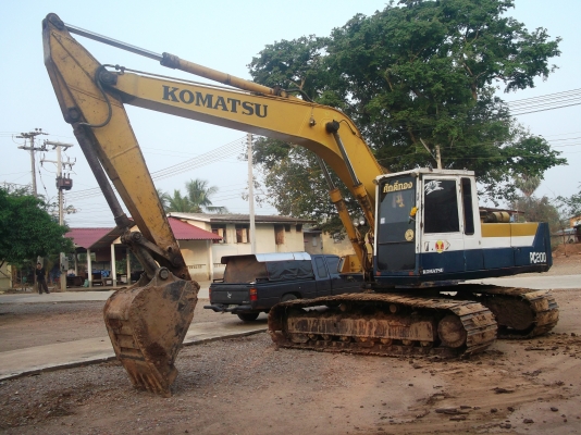 ขาย KOMATSU PC 200-3 คอลโทลสั้น ซีเรียลสูง เครื่อง ปั๊ม แพคอลโทล มอเตอร์สวิง แห้งสมบูรณ์ ช่วงล่างเต็ม แอร์เย็น เอกสารเล่มทะเบียน ภาษีไม่ขาดต่อ