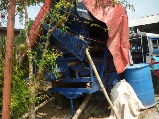 ขายรถไถ YANMAR พร้อมเครื่องสี 35แรง