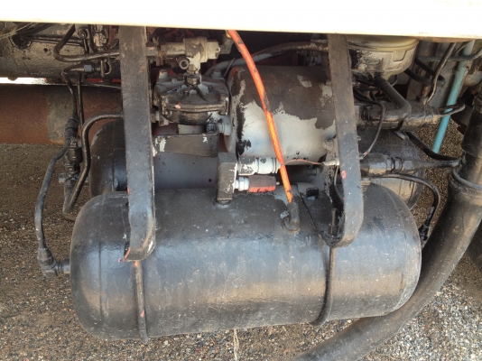 ขาย HINO 10 ล้อ (F18) ตู้เย็น เพลาเดียว ปี 91 เครื่อง 195 แรงม้า (HO7D) เบรกจิ๊ฟฟี่ พวงมาลัยเพาเวอร์ ยางพอใช้ ซัซซีสวย หัวเก๋งไม่ผุ มีแอร์ อุปกรณ์ครบ ขับดีมากกก ขาย 700,000