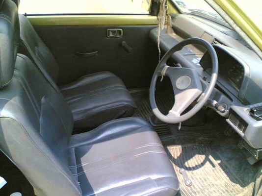 ขาย DAIHATSU MIRA สีเขียว ทะเบียนพร้อมโอนเครื่องดีเงียบ แอร์เย็น ภายในดีเบอะไม่ขาด ขาย 68000 บาท