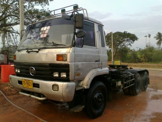 ขายด่วน!!! 10 ล้อ NISSAN UD 2 เพลา หัวลาก 3 คาน CWM 431 ปี 2540 เครื่อง 290 แรงม้า (PE6) สีเทาหัว 850,000 หาง (3 คาน 12 ล้อ) ขายตามสภาพ (พร้อมใช้งาน) 300,000 บาท ซื้อหัวพร้อมหาง 1,100,000