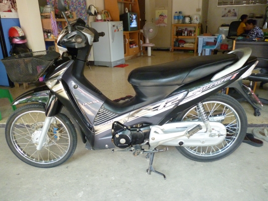 Honda Wave125i ปลายปี52 สีดำ สวยๆ คับ