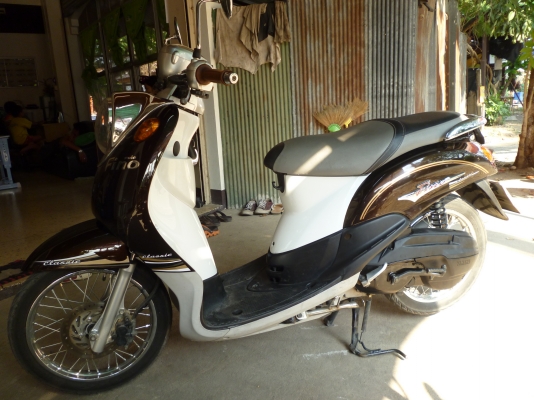 Yamaha Fino ปี50 สีน้ำตาล-ขาว ตัวคลาสสิค Yamaha Fino ปี50 สีน้ำตาล-ขาว ตัวคลาสสิค