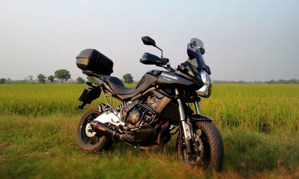 VERSYS ดำ 2011  HAYABUSA 2004  ทะเบียนแท้ แต่งเต็ม