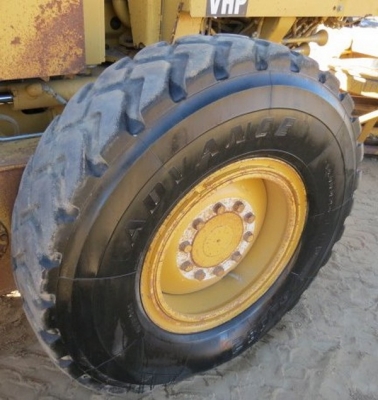 ถึงไทยแล้วครับ 140H SN: 2ZK08136 ปี 2003 สภาพเยี่ยม และไม่แพงครับ